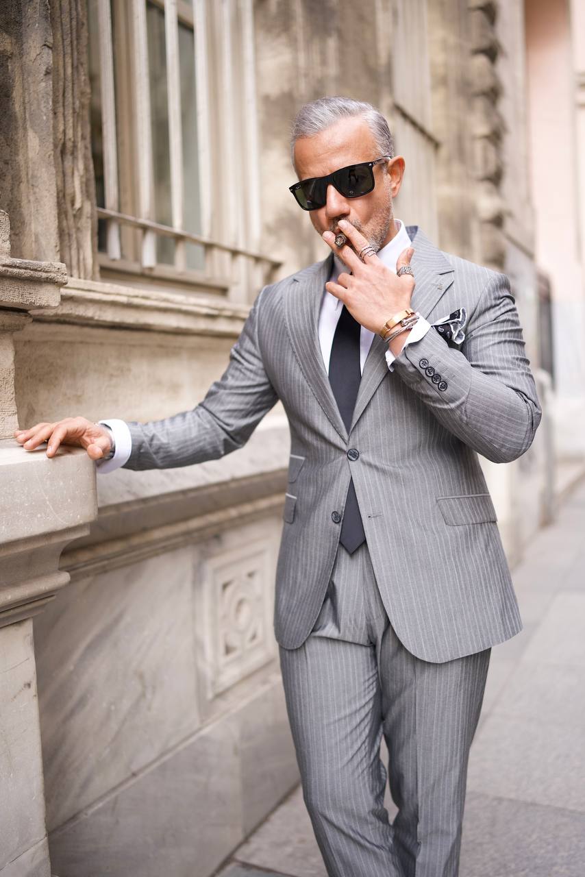 Patterned Gray 2-Piece Suit